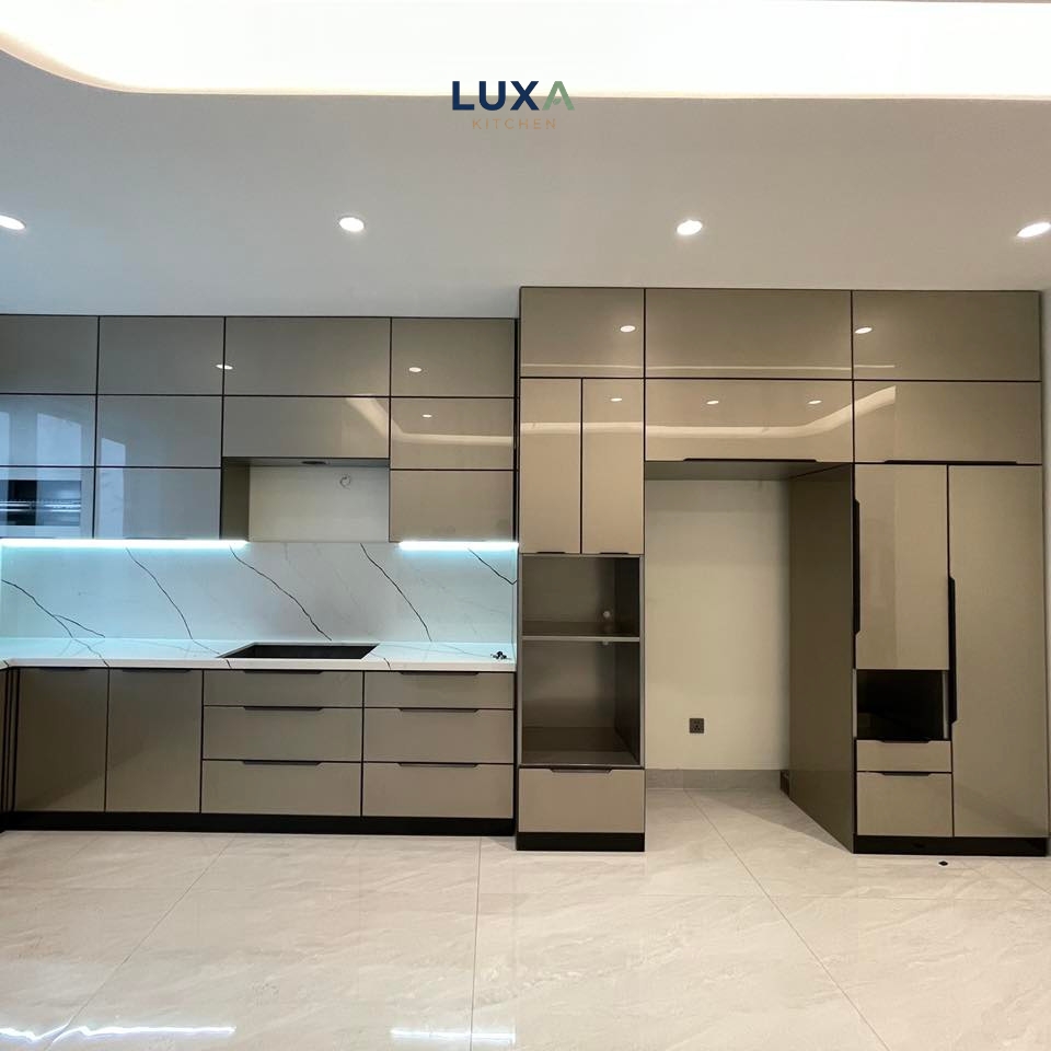 Tủ Bếp Inox Cánh Kính Màu Xám - MTBK003