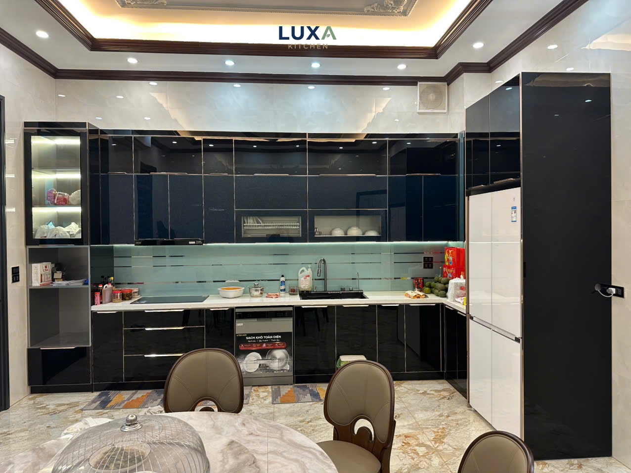 Tủ Bếp Inox Cánh Kính Module 3 Lớp Màu Xanh Navy - MTBK002_2